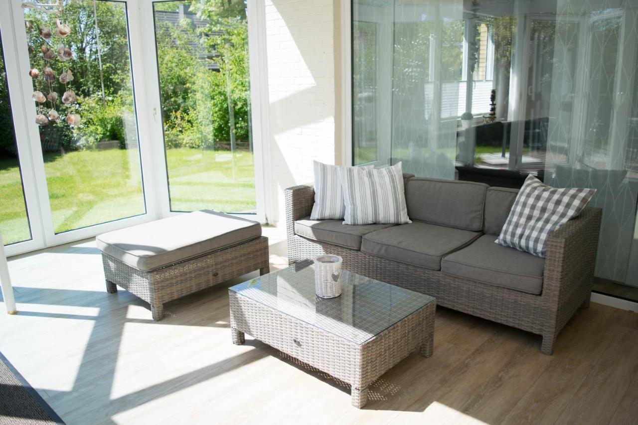 Ferienwohnung Nordic Im Deichhaus Husum  Exterior foto