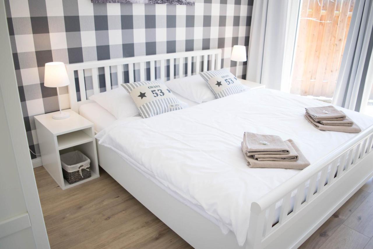 Ferienwohnung Nordic Im Deichhaus Husum  Exterior foto